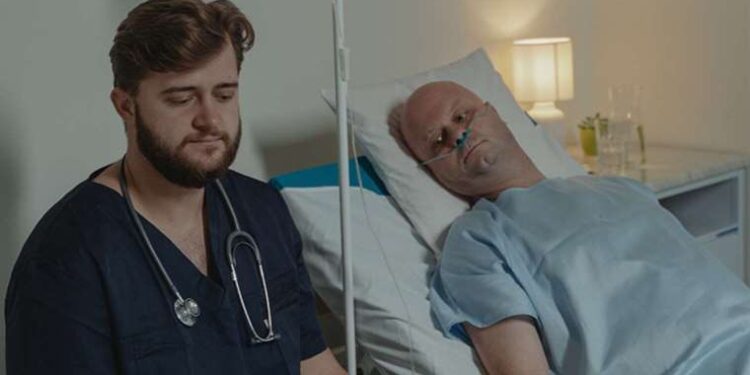 Ağrı yapmıyor! Sinsi hastalık: Testis kanseri