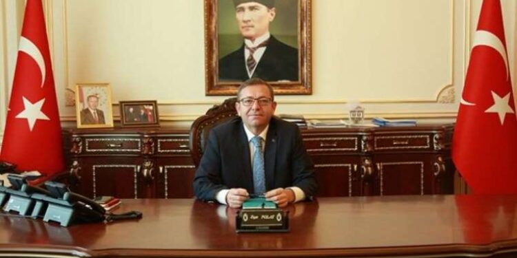 İstiklal Caddesi’nde dolar saçanlar yakalandı: 13 kişi gözaltında!