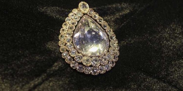 Kaşıkçı Elması’nın gizemi: Çöpte mi bulundu?