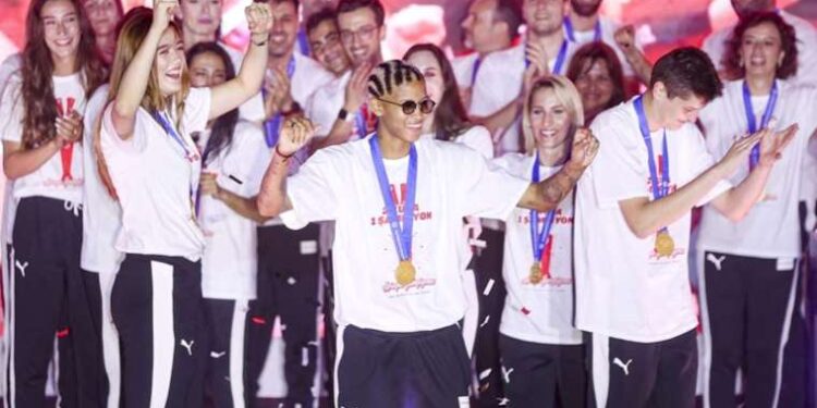 41 kere maşallah... İşte Melissa Vargas'ın Türkiye hikayesi!