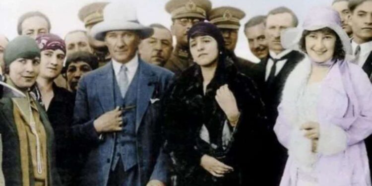 Cumhuriyetin kazanımları: Eğitim, Kadın Hakları ve Toplumsal Değişim