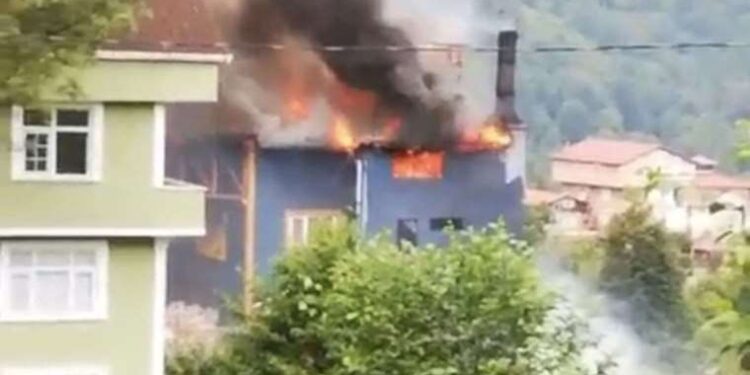 Atatürk’ün özel koleksiyondaki el yazısı ortaya çıktı