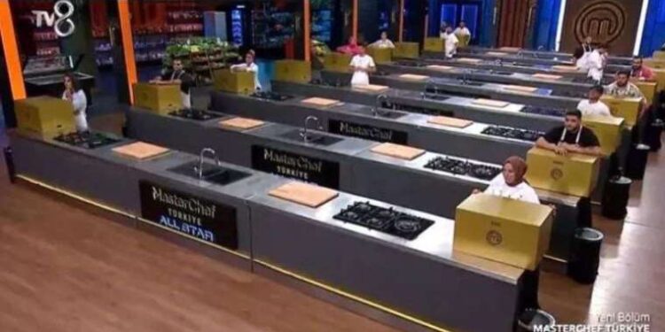 İşçilerin kaldığı konteynerde yangın çıktı: Vinç operatörü yanarak can verdi