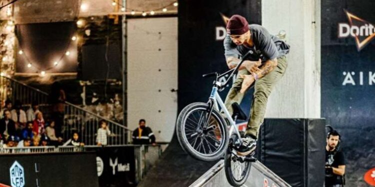 Boğaz’ın İki Yakası Red Bull Bike Your Side ile Buluşuyor