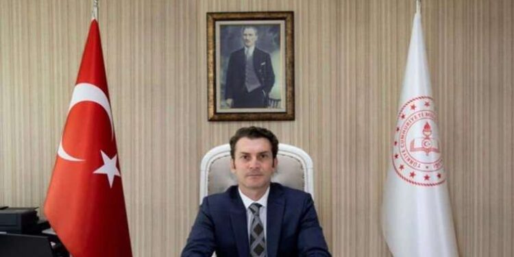 MEB Yenilik ve Eğitim Teknolojileri Genel Müdürü Mustafa Canlı kimdir? Mustafa Canlı kaç yaşında, nereli?