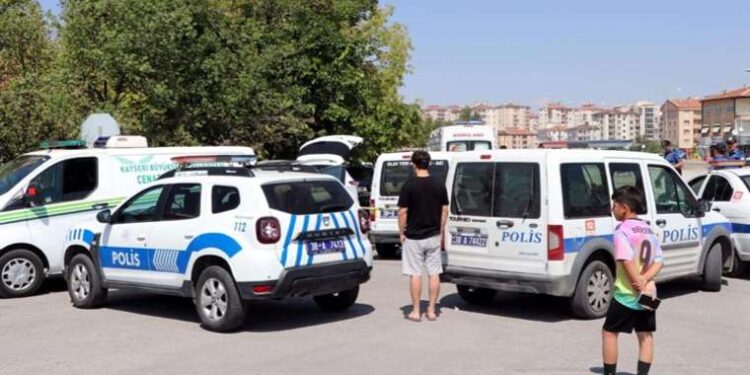 90 yaşındaki kadın evinde ölü bulundu