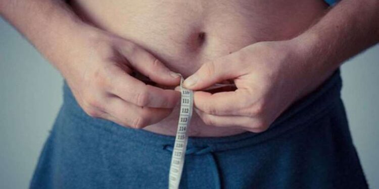 Kendinizi sürekli ‘şişman’ hissediyorsanız dikkat! ‘Zayıflık eşittir güzellik’ algısı öldürüyor…