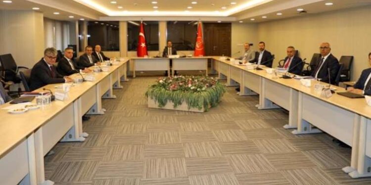 Son Dakika: Memur-emekli zammında dördüncü toplantı başladı