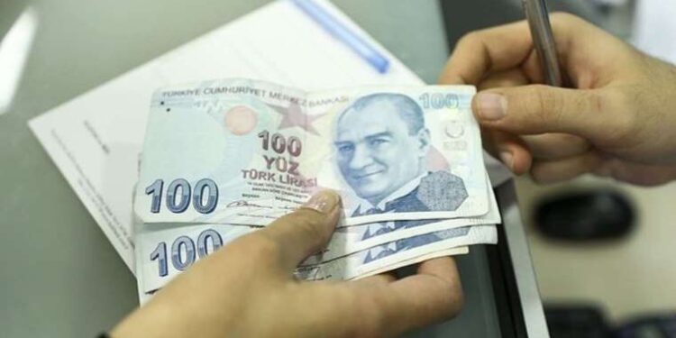 Öğrenciler için iktidara kira desteği çağrısı