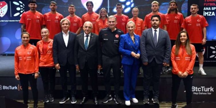 Milli takım gözünü EURO 2024'e dikti