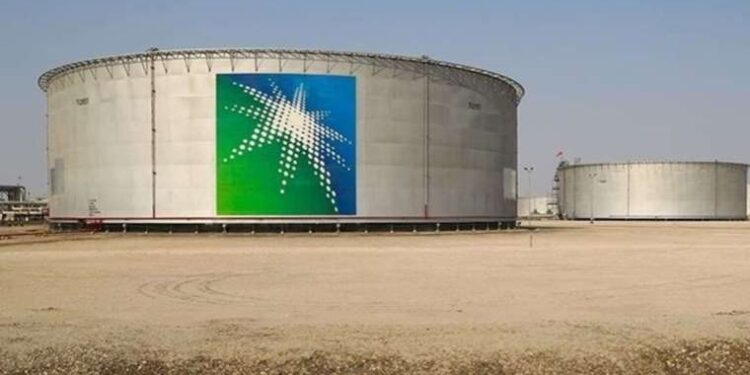 Suudi Arabistan petrol devi Saudi Aramco'nun net karı azaldı