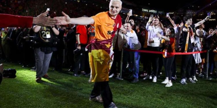 Victor Nelsson'a İngiltere'den sürpriz talip