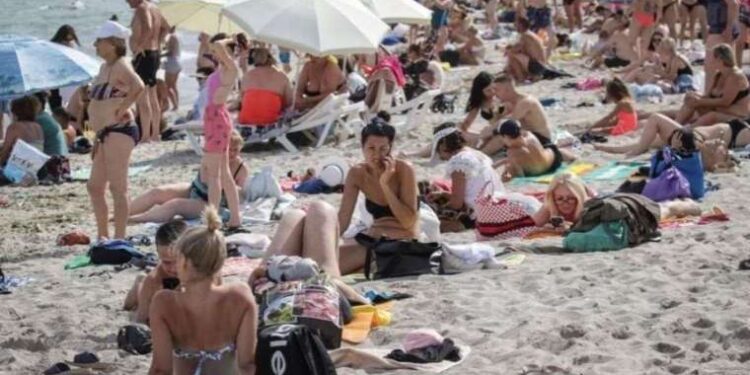 Germany mulls sending long-range missiles to Ukraine