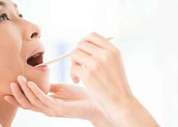 Uzmanı uyardı: Ağızdaki ağrılar, kanser belirtisi olabilir