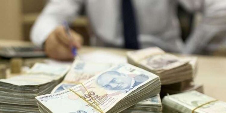 Bankacılık sektörünün kredi hacmi 10 trilyon 371 milyar liraya dayandı