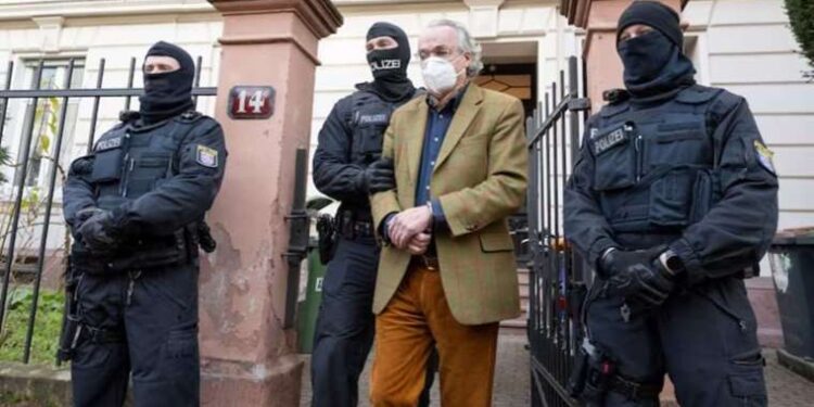 Almanya'da yakalanan darbe şüphelilerinin sansasyonel eylem planı ortaya çıktı