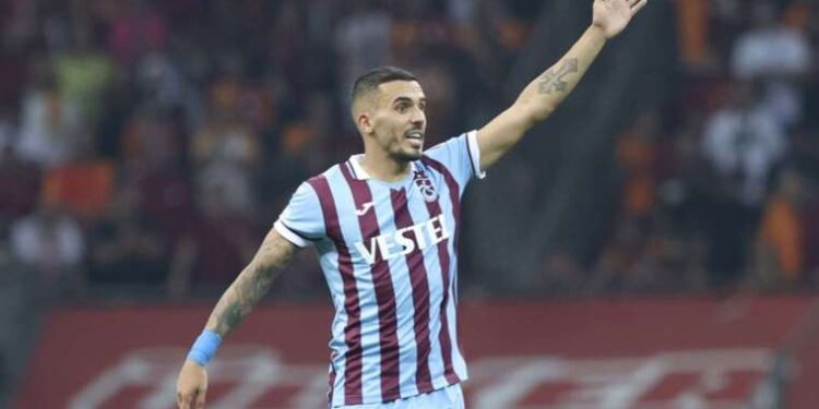 Trabzonsporlu futbolcu Dimitrious Kourbelis: 'Tarihe geçmek istiyorum'