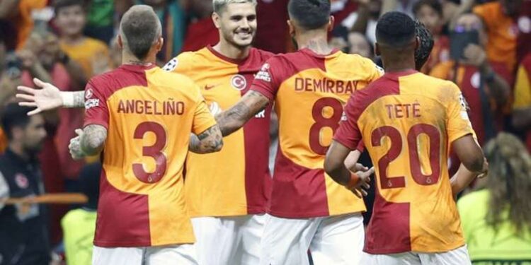 Manchester United'dan Galatasaray değerlendirmesi: Yıldız oyunculara dikkat çekildi
