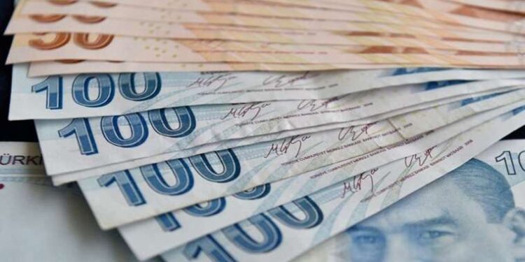 AA Anketi: Cari dengenin ağustosta açık verecek mi?