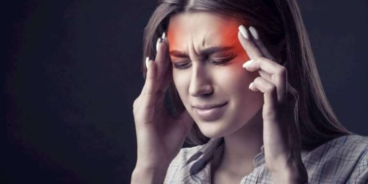 İngiliz doktor, migren atağını 15 dakikada kesen ve hiçbir yan etkisi olmayan mucize yöntemi paylaştı