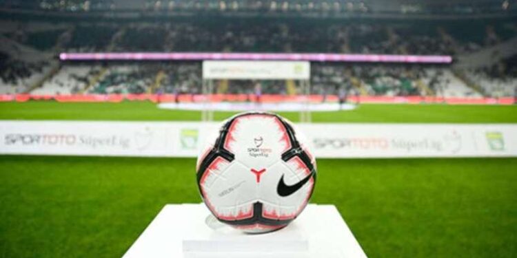 Yeni sezon öncesi işte Süper Lig tarihinin enleri!