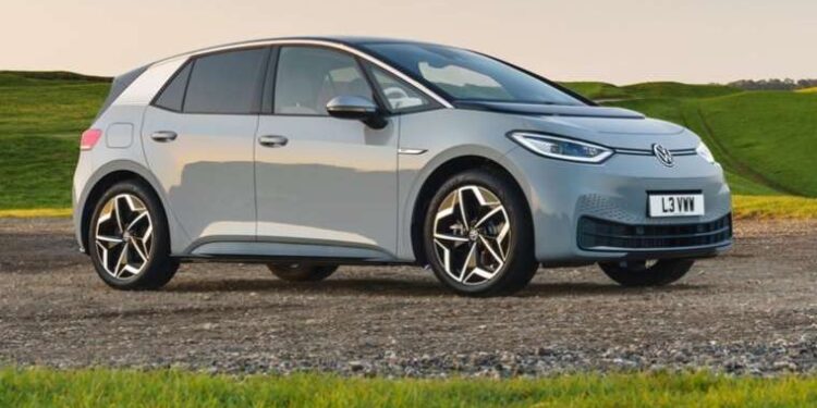 Volkswagen üretimi durdurdu, fabrika kapatma kararı masada!