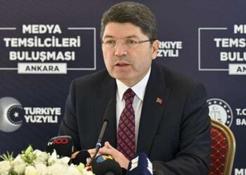 Adalet Bakanı'nın yeni 'hedefi' AYM'ye bireysel başvuruyu sınırlamak