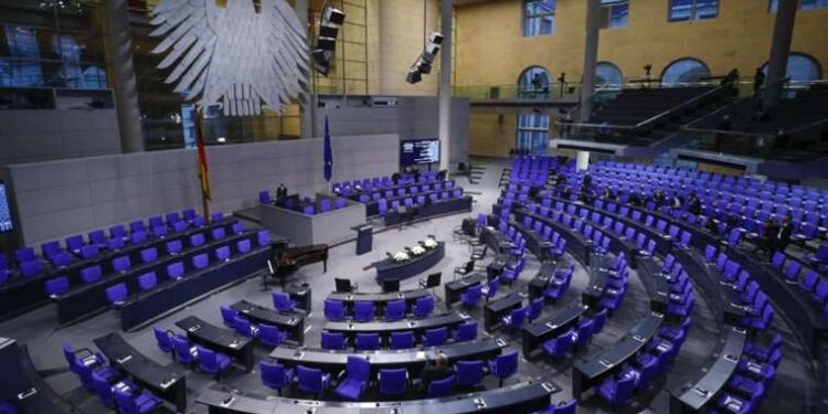 Kamu bankaları TOGG kredisinde faizleri yükseltti