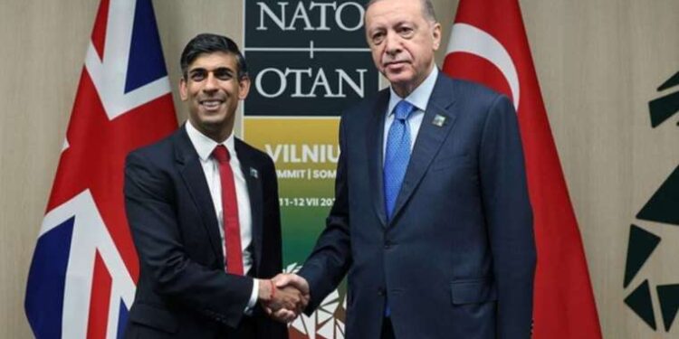 Turkish trade minister, EU commissioner discuss updating Customs Union