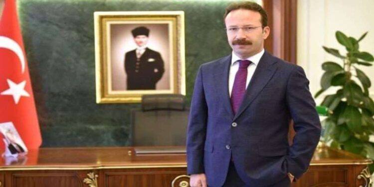 Bekçi ile polislerden kadınlara taciz ve saldırı… Tutuklandılar