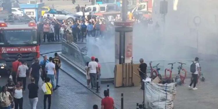 İstanbul’da dehşet anları… Yeğenlerinin bulunduğu otomobile kurşun yağdırdı