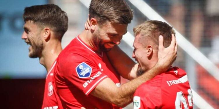 Fenerbahçe'nin rakibi Twente, 2'de 2 yaptı