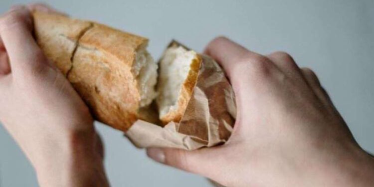 Bayat ekmeklerinizi lezzetli yemeklere dönüştürün! Bayat ekmekleri yaratıcı bir şekilde değerlendirmenin 3 pratik yolu