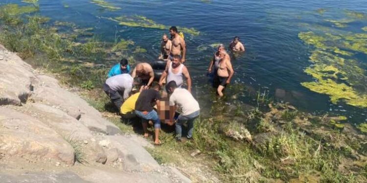 Bahar Candan’a müstehcen fotoğrafı nedeniyle ‘deprem’ soruşturması açıldı
