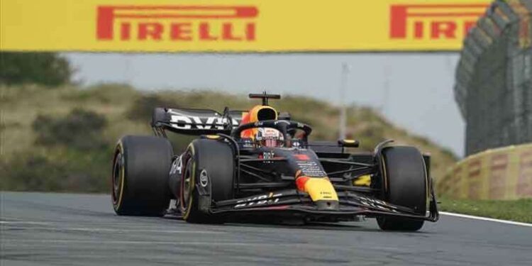 F1 Hollanda Grand Prix'sinde pole pozisyonu Verstappen'in