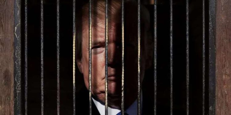 Davaları çoğalıyor... Donald Trump hapiste ABD Başkanı seçilebilir!