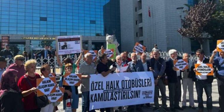 Ankara’da ‘kamulaştırma’ eylemi: ‘Ulaşım haktır, hakkımızı istiyoruz’