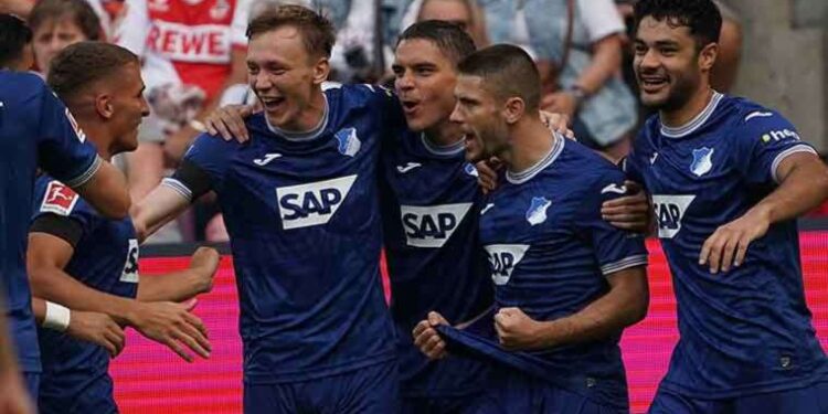 Hoffenheim, Köln'ü 3 golle geçti!