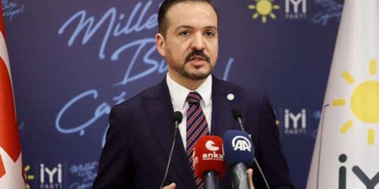 İYİ Parti’den İstanbul ve Ankara açıklaması: 'Çalışmalarımız devam ediyor'