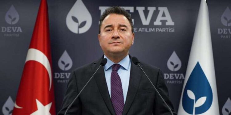 Babacan'dan 'dolandırıcılık' uyarısı: Teyitli olmayan bilgiye güvenmeyin!