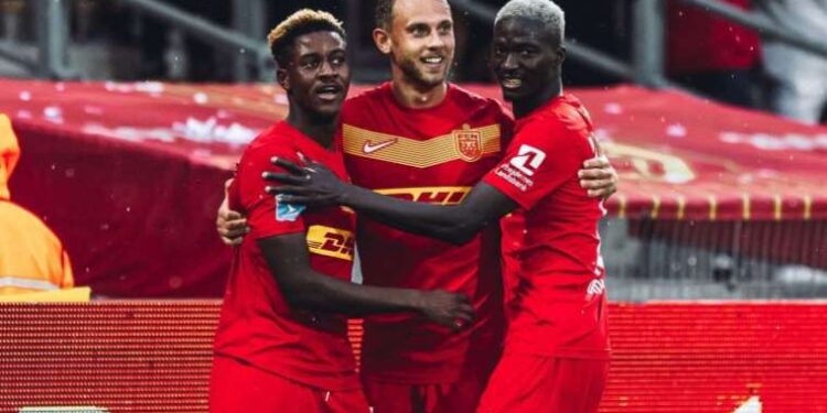 Fenerbahçe'nin rakibi Nordsjaelland, puanı son anda kurtardı