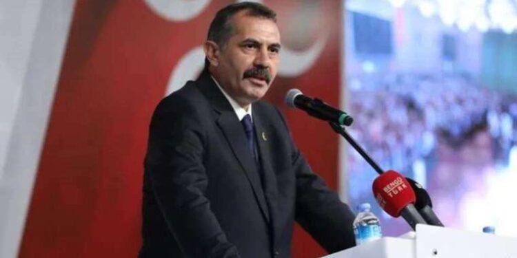 MHP İstanbul İl Başkanlığı'na Sertel Selim yeniden seçildi