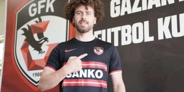 Gaziantep FK, Ogün Özçiçek'i transfer etti