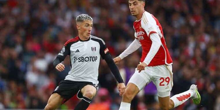 Arsenal'a evinde büyük şok!