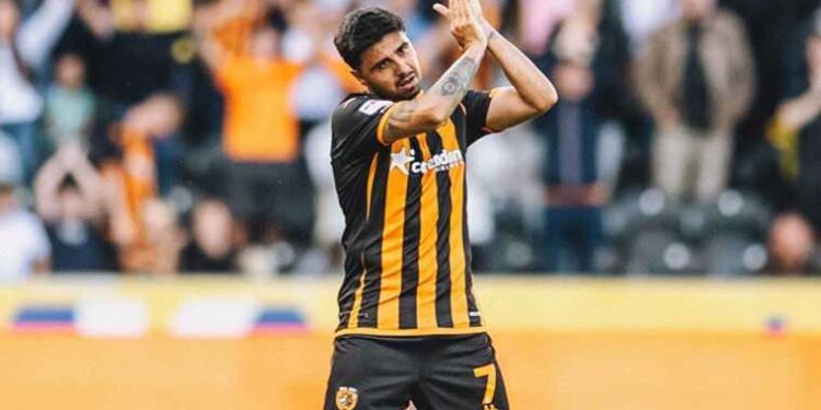 Ozan Tufan hat-trick yaptı, Hull City kazandı!