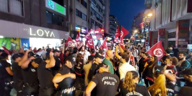 TİP’in ‘Gezi’ protestosuna polis müdahalesi!