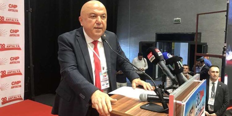 CHP Antalya İl Başkanlığına Nail Kamacı seçildi