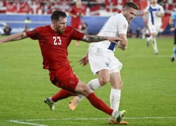 Danimarka 3 puanı tek golle aldı!