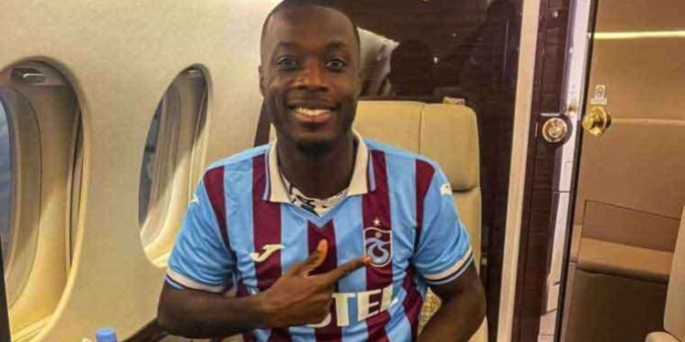 Arsenal, Nicolas Pepe'nin sözleşmesini feshetti