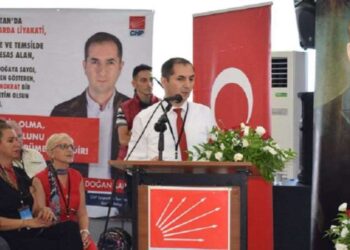 CHP Eyüpsultan İlçe Başkanı Doğan Sarıtaş'tan 'bağımsızlık' yanıtı! Desteklediği adayı açıkladı